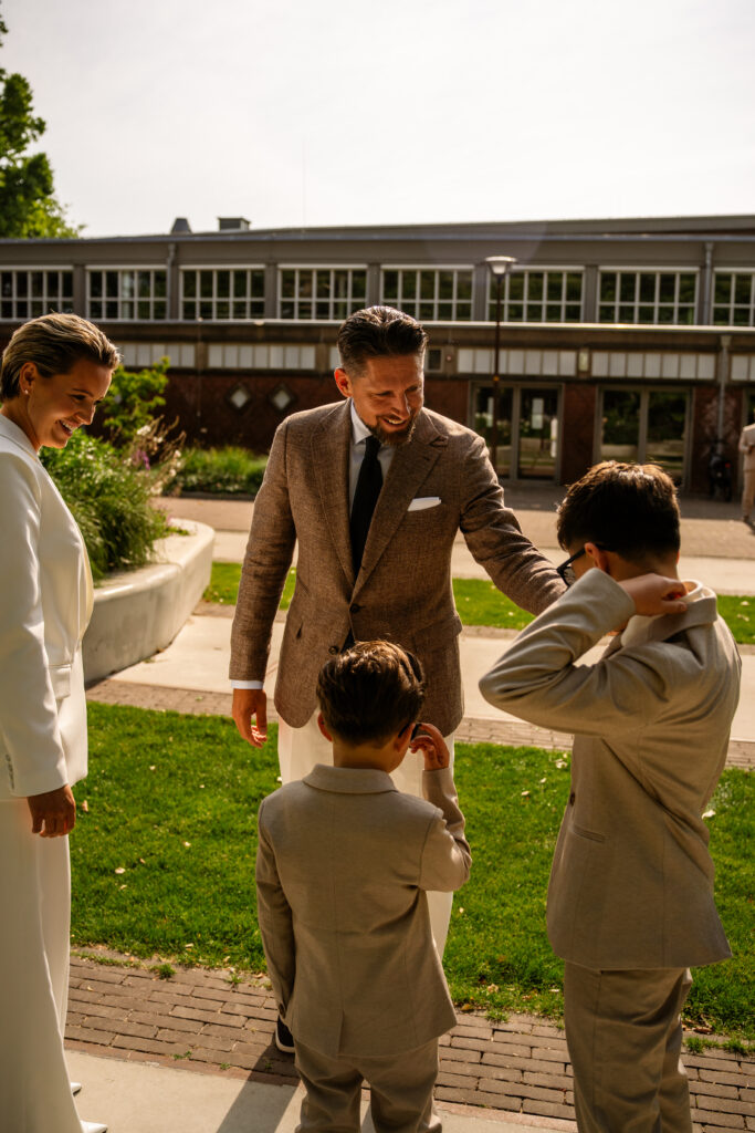 editorial huwelijksfotografie civil wedding j+n door vivian driesen 14